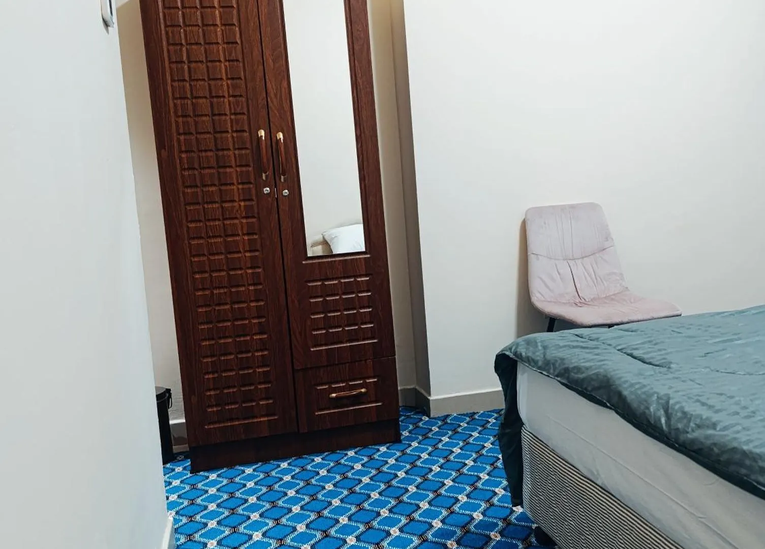 Yasmeen Suite Rooms Ajman Hotel